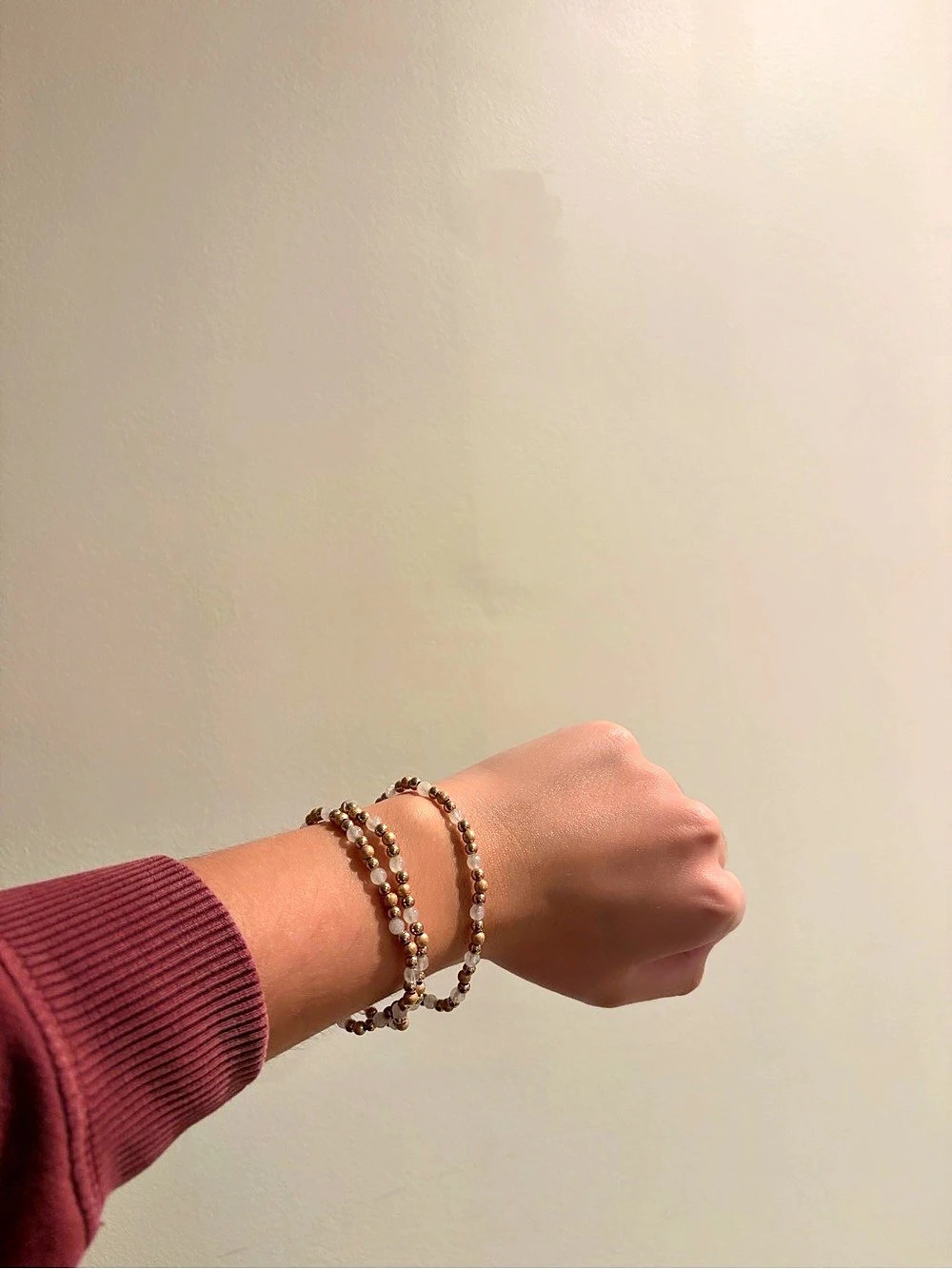 Beaded Bracelet Set in White & Gold Like New
